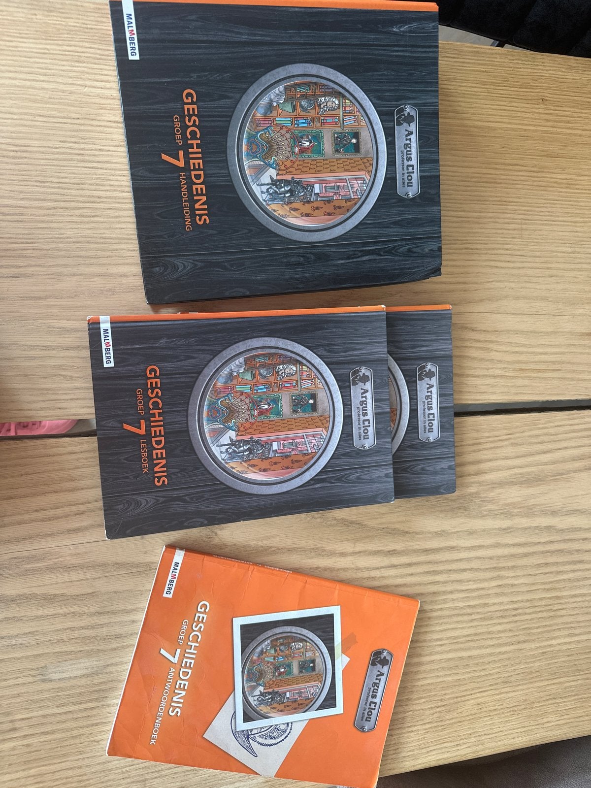 Argus Clou Geschiedenis Groep 7: Handleiding, Lesboek, Antwo, Ophalen of Verzenden, Gelezen, Overige niveaus, Geschiedenis