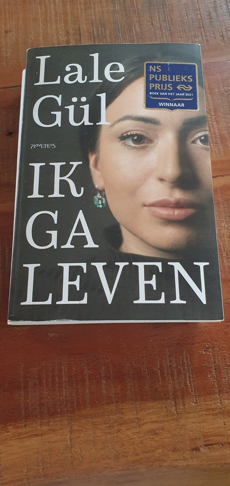 Lale Gül - Ik ga leven, Ophalen of Verzenden, Zo goed als nieuw, Lale Gül