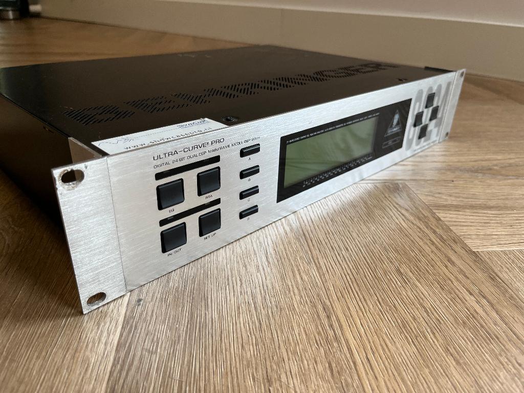 Behringer Ultra-Curve 8024 processor, Muziek en Instrumenten, Effecten, Ophalen, Gebruikt, Delay of Echo