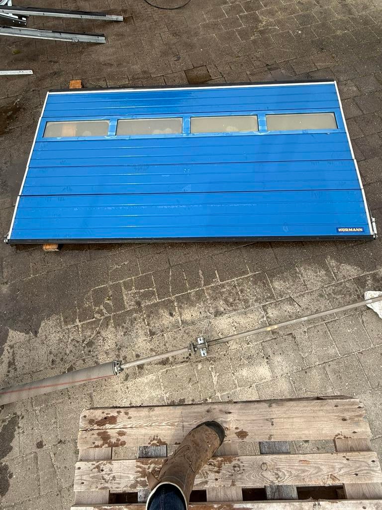 Overheaddeur Hormann | Blauw |  360x206 cm, Ophalen, Gebruikt, Overige materialen, 20 tot 50 mm