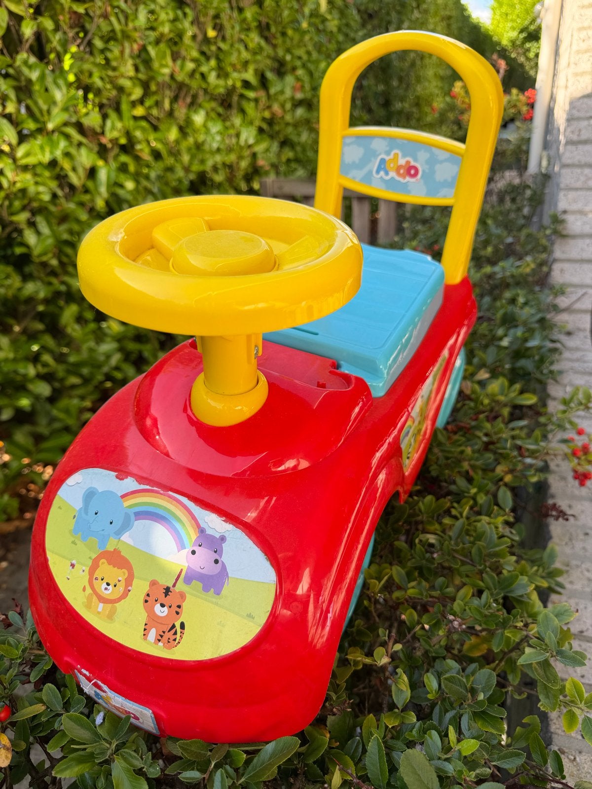 Loopauto voor kinderen - Rood met dierenprint, Ophalen of Verzenden, Zo goed als nieuw, Loopvoertuig
