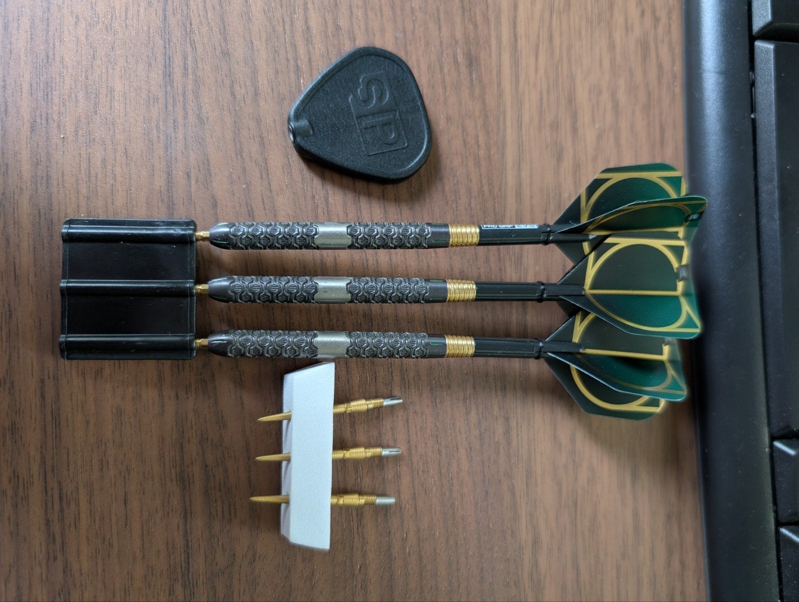 Target darts SP cult 03 in 22 gram, Ophalen of Verzenden, Gebruikt, Pijlen