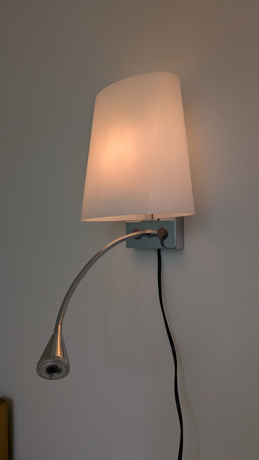COUPA FLEX Wandlamp met leeslamp en flexibele arm, Gebruikt, Bedlamp, Ophalen of Verzenden, G9