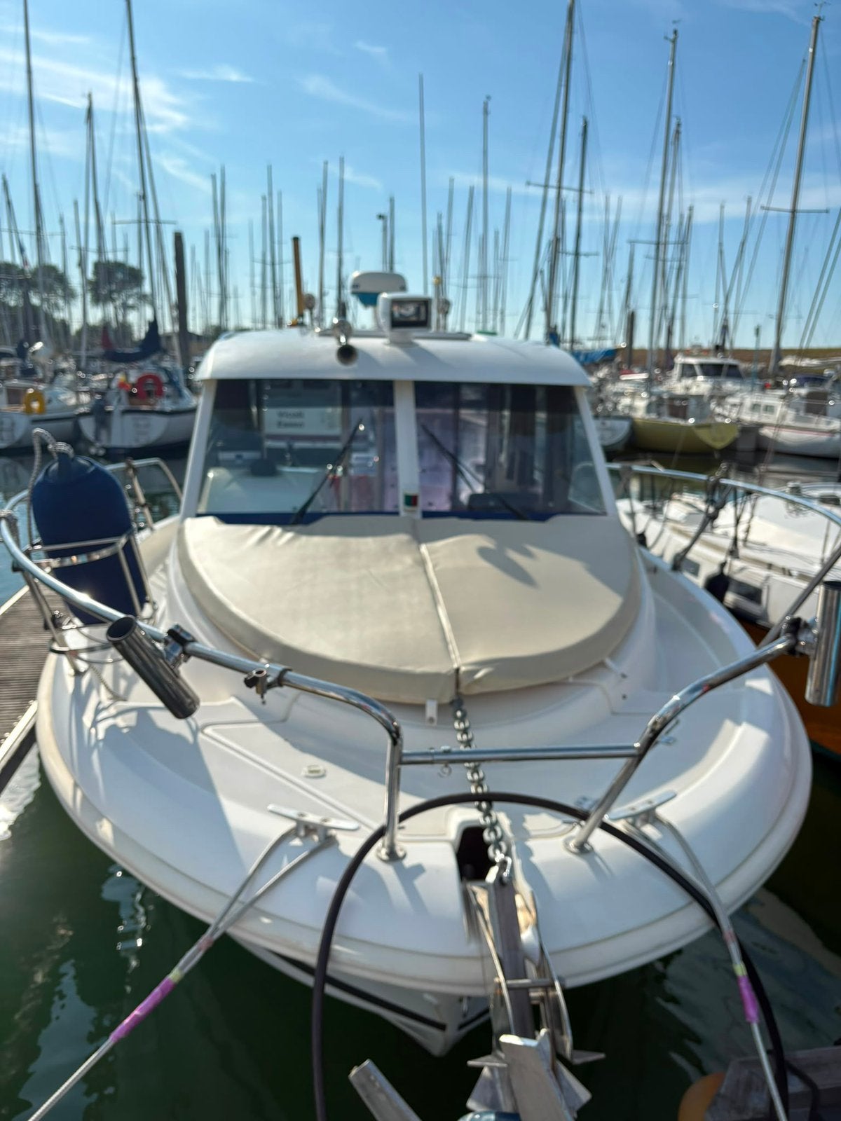 Jeanneau merry fisher met nieuwe honda bb motor, Watersport en Boten, Gebruikt, 1.95 meter, Buitenboordmotor, Walstroom
