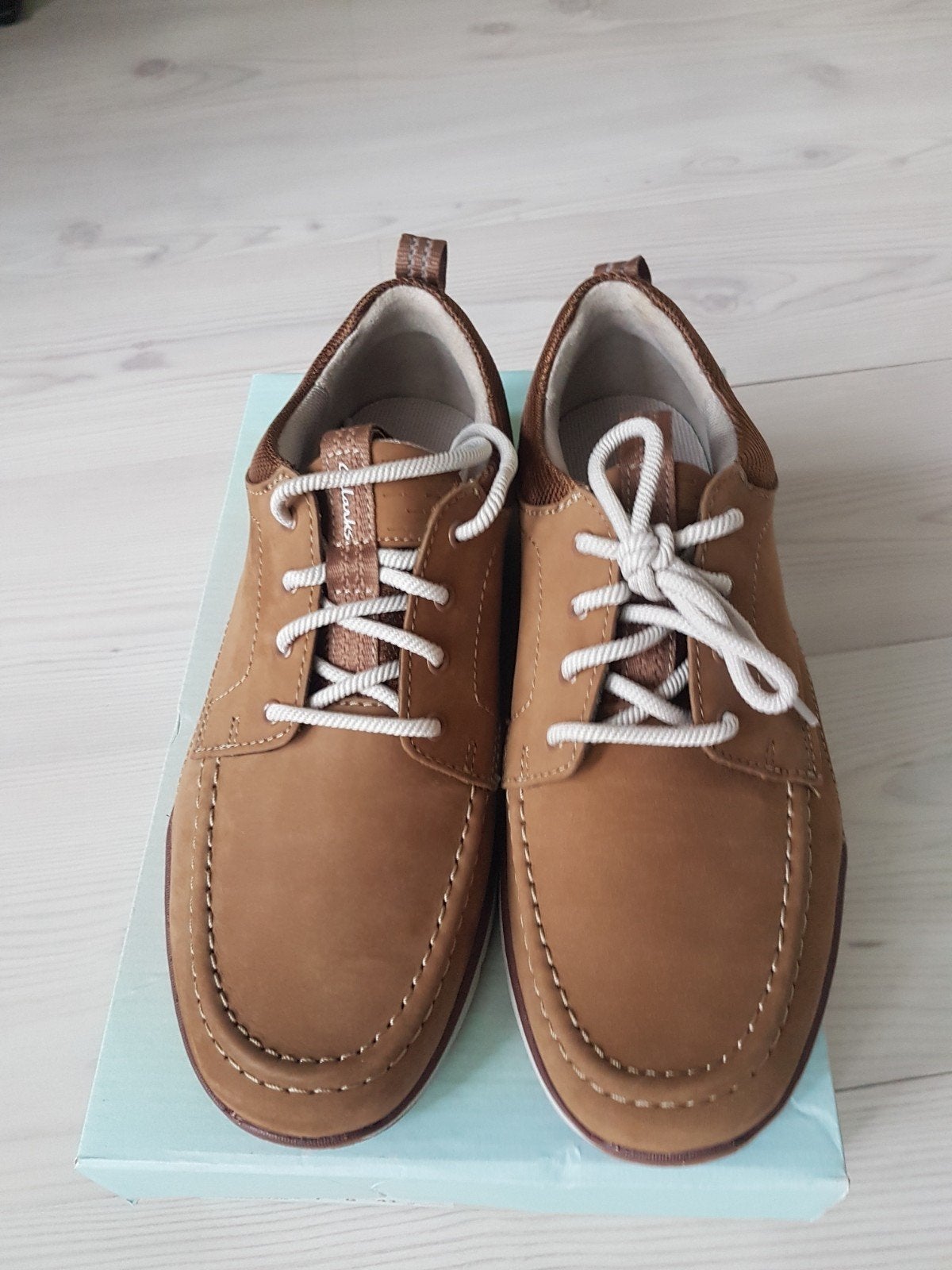Clarks heren veterschoenen in size 41/42, Kleding | Heren, Ophalen of Verzenden, Nieuw, Bruin