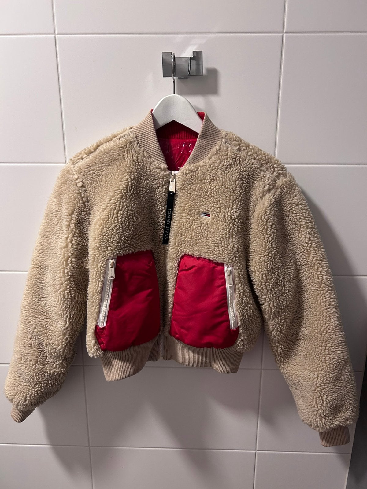 Tommy Hilfiger bomberjack dames maat xs, Kleding | Dames, Ophalen of Verzenden, Gedragen, Maat 34 (XS) of kleiner, Beige