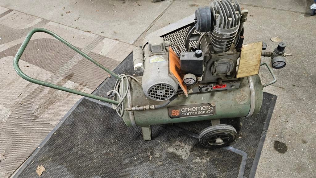 Compressor creemers, Doe-het-zelf en Verbouw, Compressors, Ophalen, Gebruikt, 6 tot 10 bar, 25 tot 100 liter