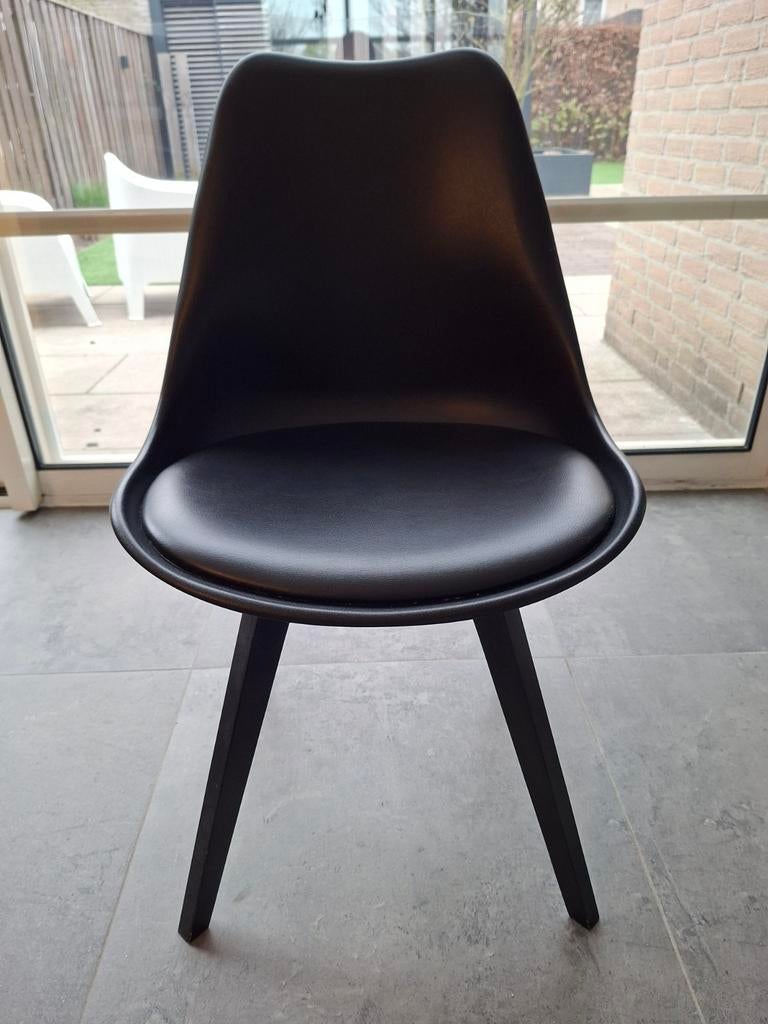 4 zwarte stoelen met zitkussen, Ophalen, Zwart