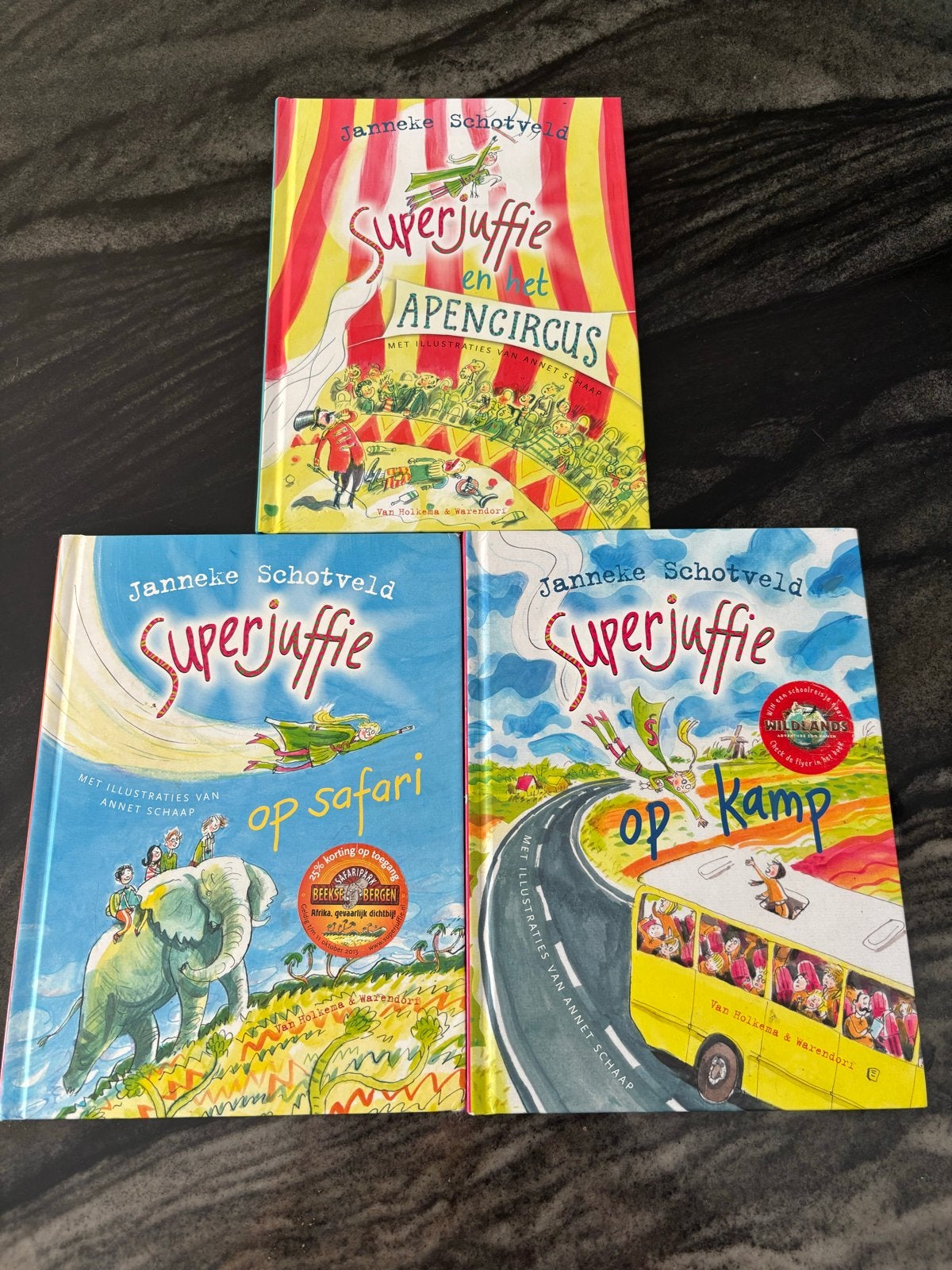 Superjuffie boekenreeks - 3 delen van Janneke Schotveld, Boeken, Ophalen, Zo goed als nieuw, Fictie algemeen