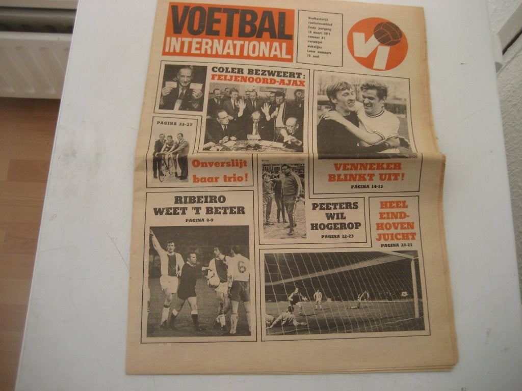 voetbalkrant 1971  ajax feyenoord, Ophalen of Verzenden, Gelezen, Sport en Vrije tijd