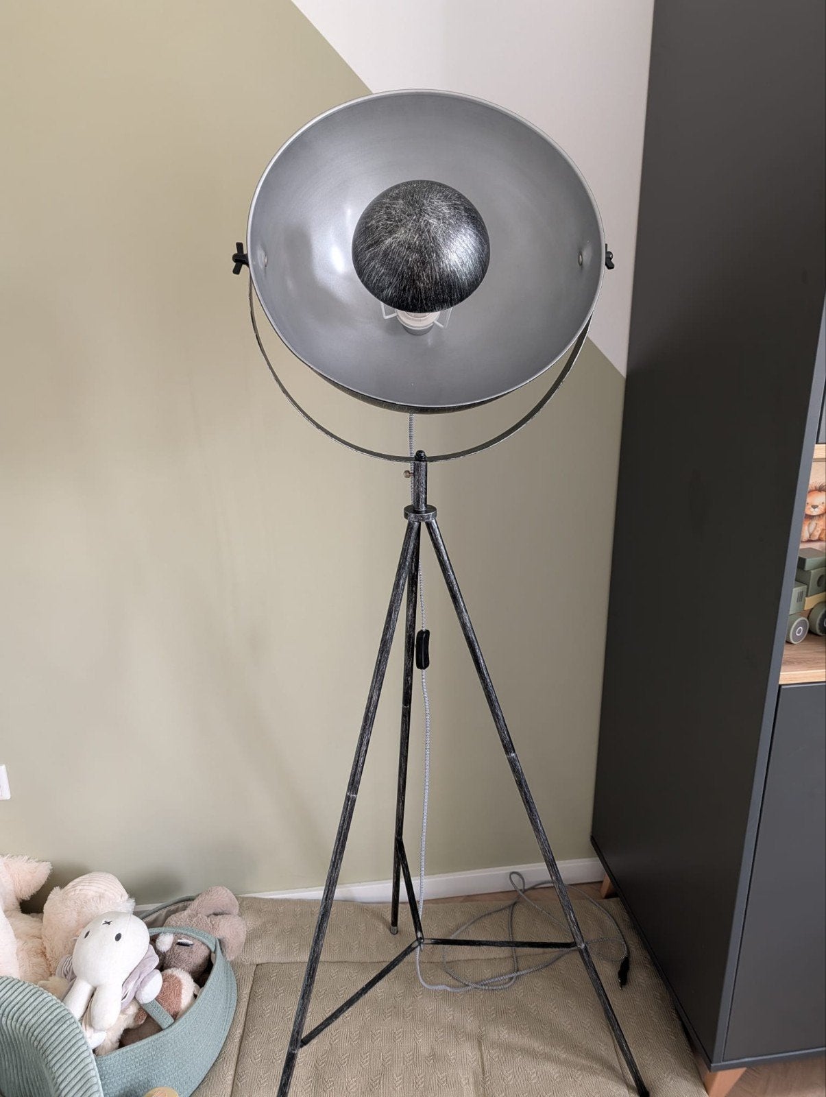 Leuke industriële lamp, Huis en Inrichting, Lampen | Vloerlampen, Ophalen, Zo goed als nieuw, 100 tot 150 cm