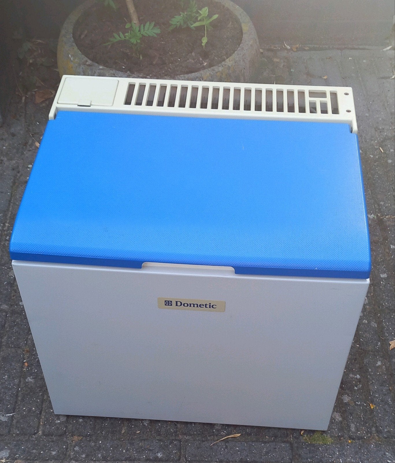 Dometic Koelbox 230V/12V/Gas - Perfect voor onderweg!, Ophalen, Zonder vriesvak, Minder dan 85 cm, 45 tot 60 cm