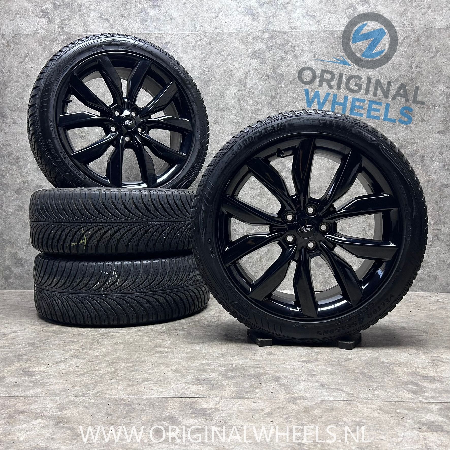 19 inch originele velgen + all season banden Ford Kuga MK2, Auto-onderdelen, 19 inch, Gebruikt, -, -