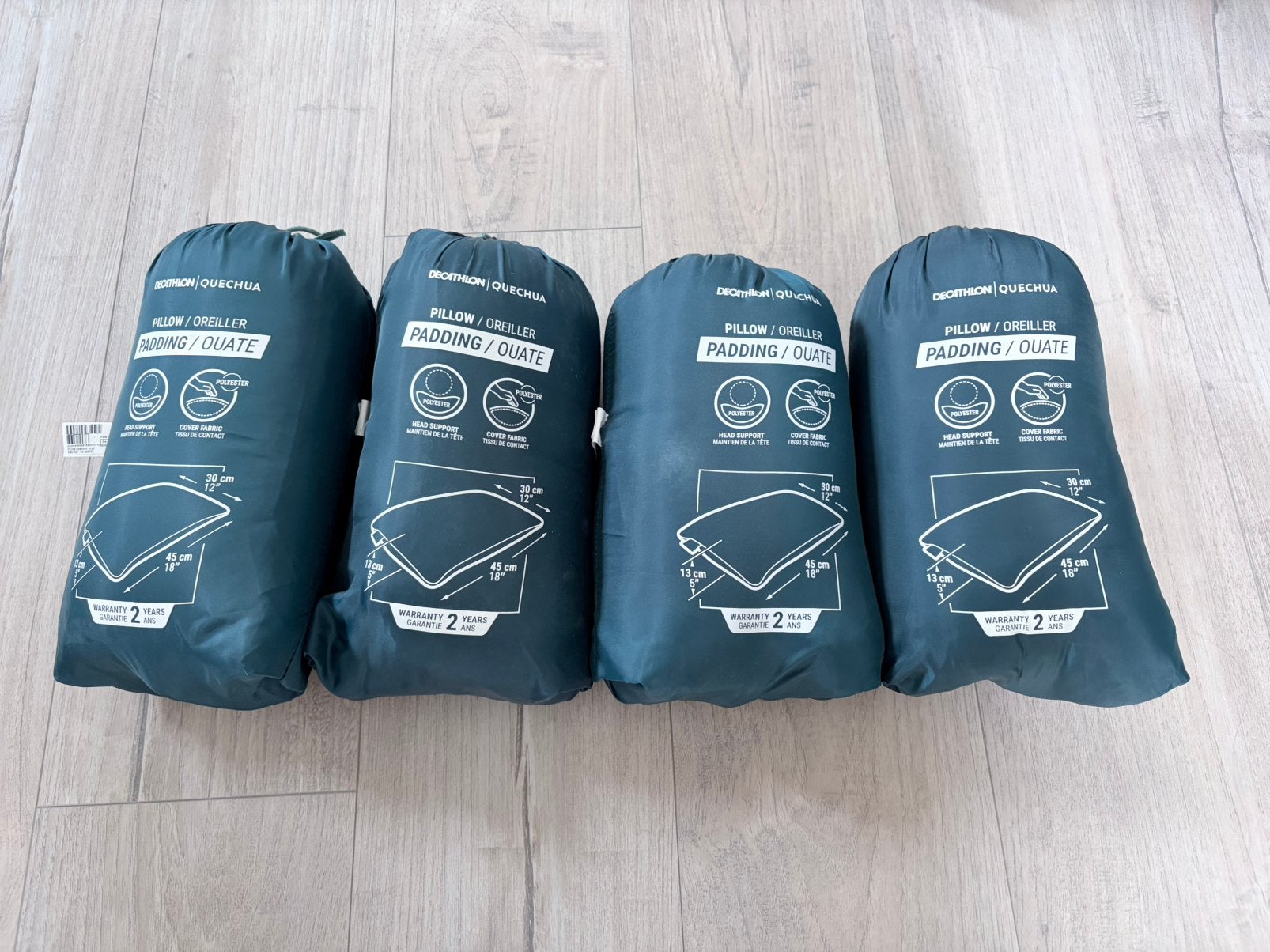 Hoofdkussen voor kamperen Quechua 4x, Ophalen of Verzenden, Zo goed als nieuw