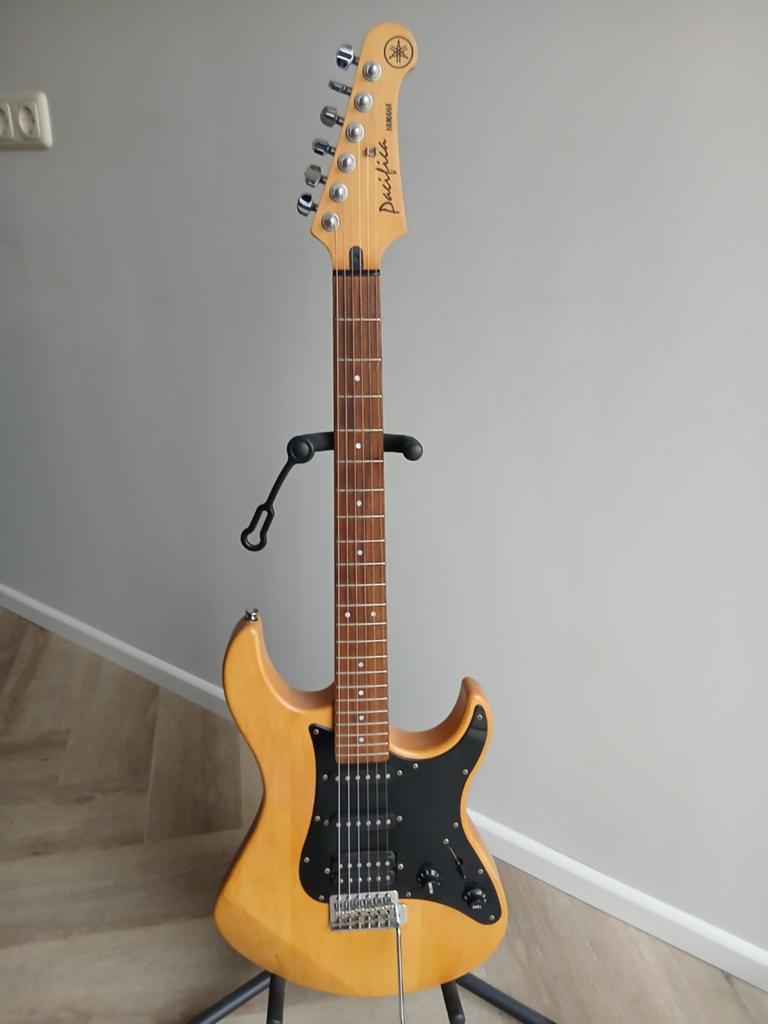 YAMAHA PACIFICA 112 X LIMITED EDITION  STRATOCASTER, Ophalen, Gebruikt, Solid body, Overige merken