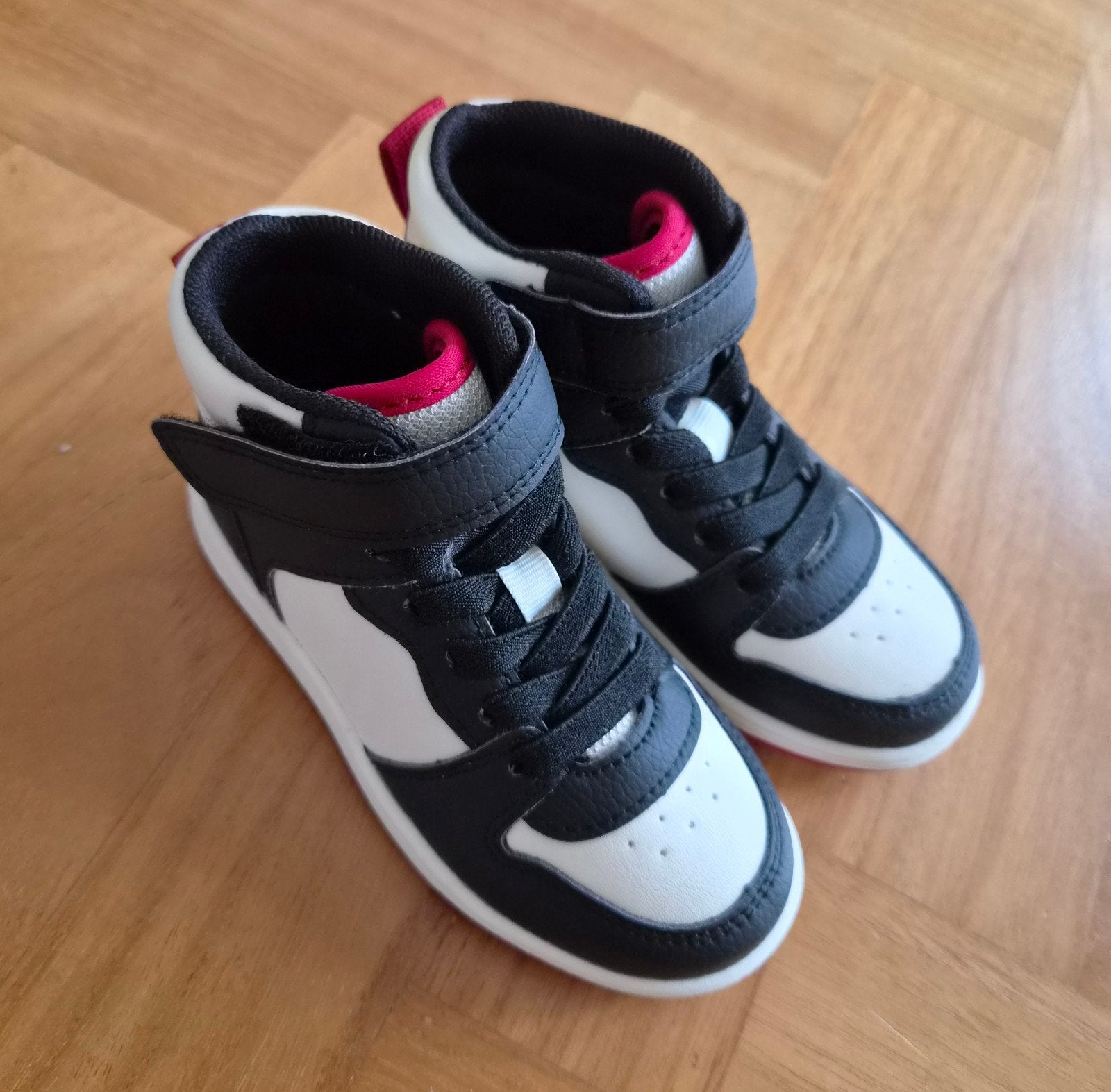 Jongen schoenen maat 25, Kinderen en Baby's, Kinderkleding | Schoenen en Sokken, Ophalen of Verzenden, Nieuw, Jongen, Schoenen