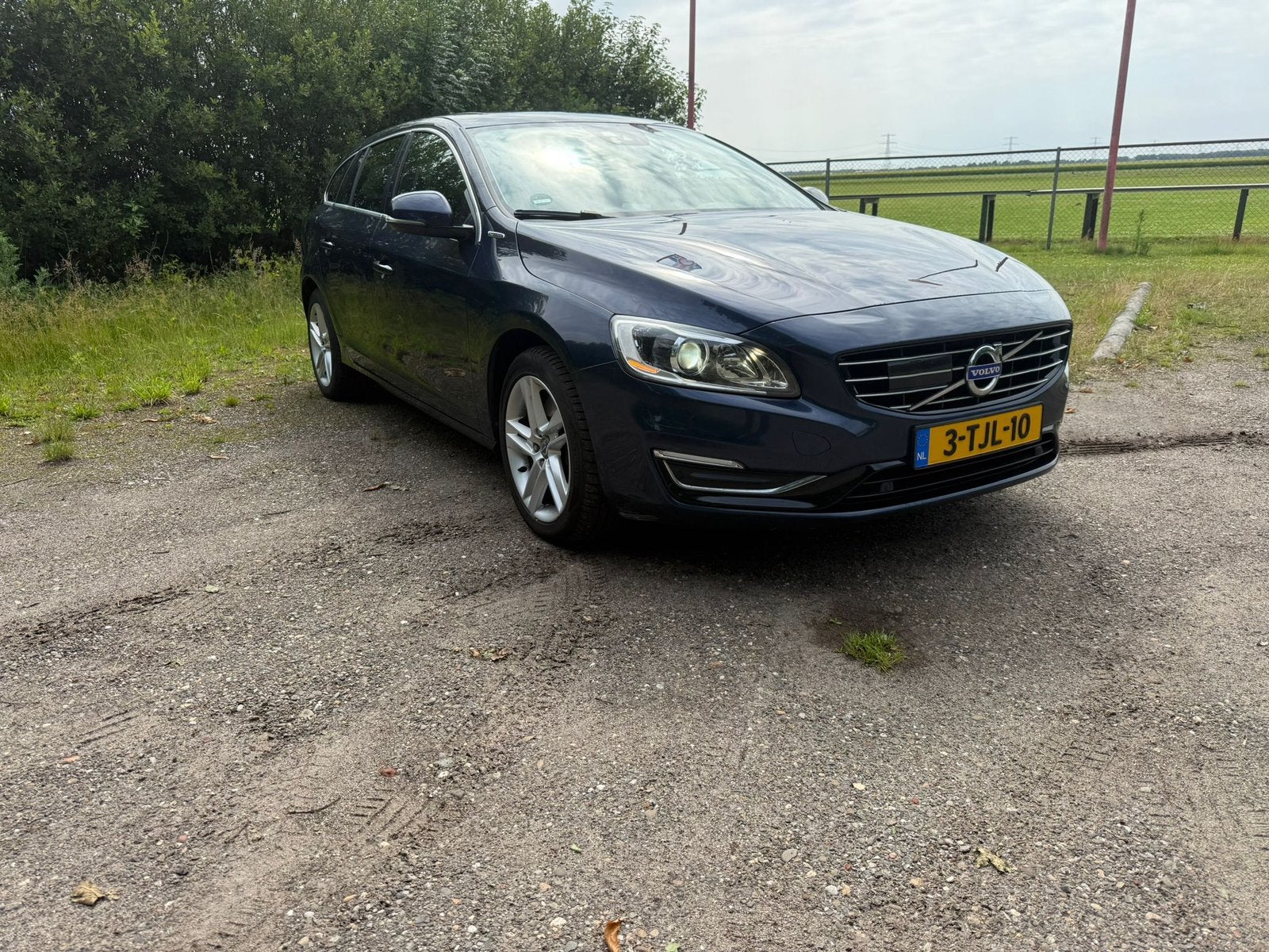 Volvo V60 D6 215pk Plug-in Hybrid 2014 Blauw, Automaat, 1800 kg, Blauw, Vierwielaandrijving