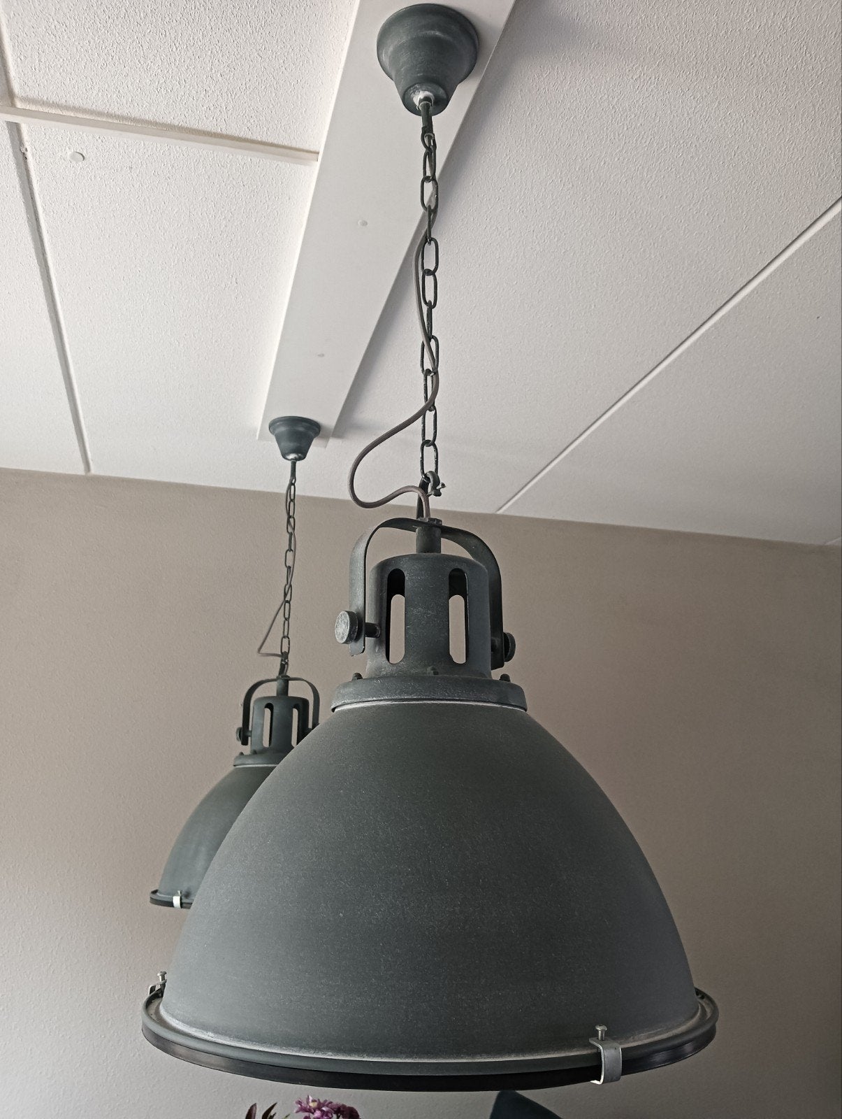 Stoere set 2 Hanglampen, betonlook, 48 cm doorsnee, Ophalen, Stoer, industrieel, beton, E27 (groot), Zo goed als nieuw