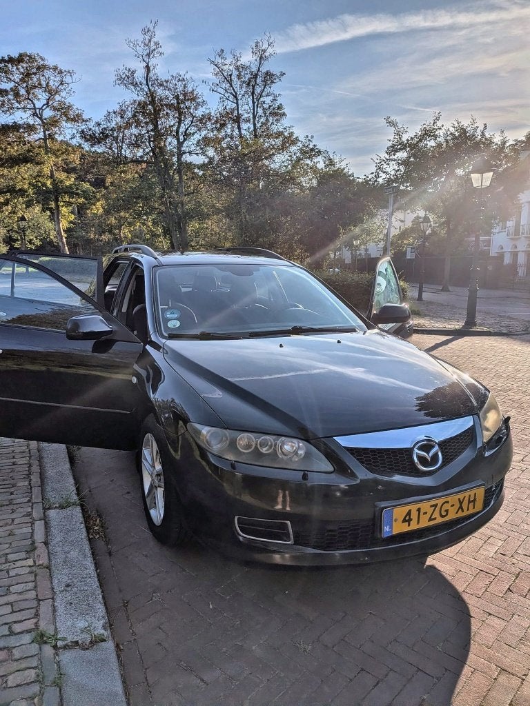 Mazda 6 1.8 Touring Sportbreak, nieuwe zomer en winterbanden, Dealer onderhouden, Stof, Zwart, 4 cilinders