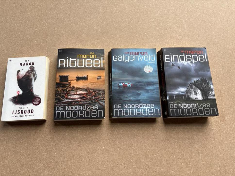 Isa Maron - Noordzee Moorden serie thriller, Ophalen of Verzenden, Zo goed als nieuw, Nederland