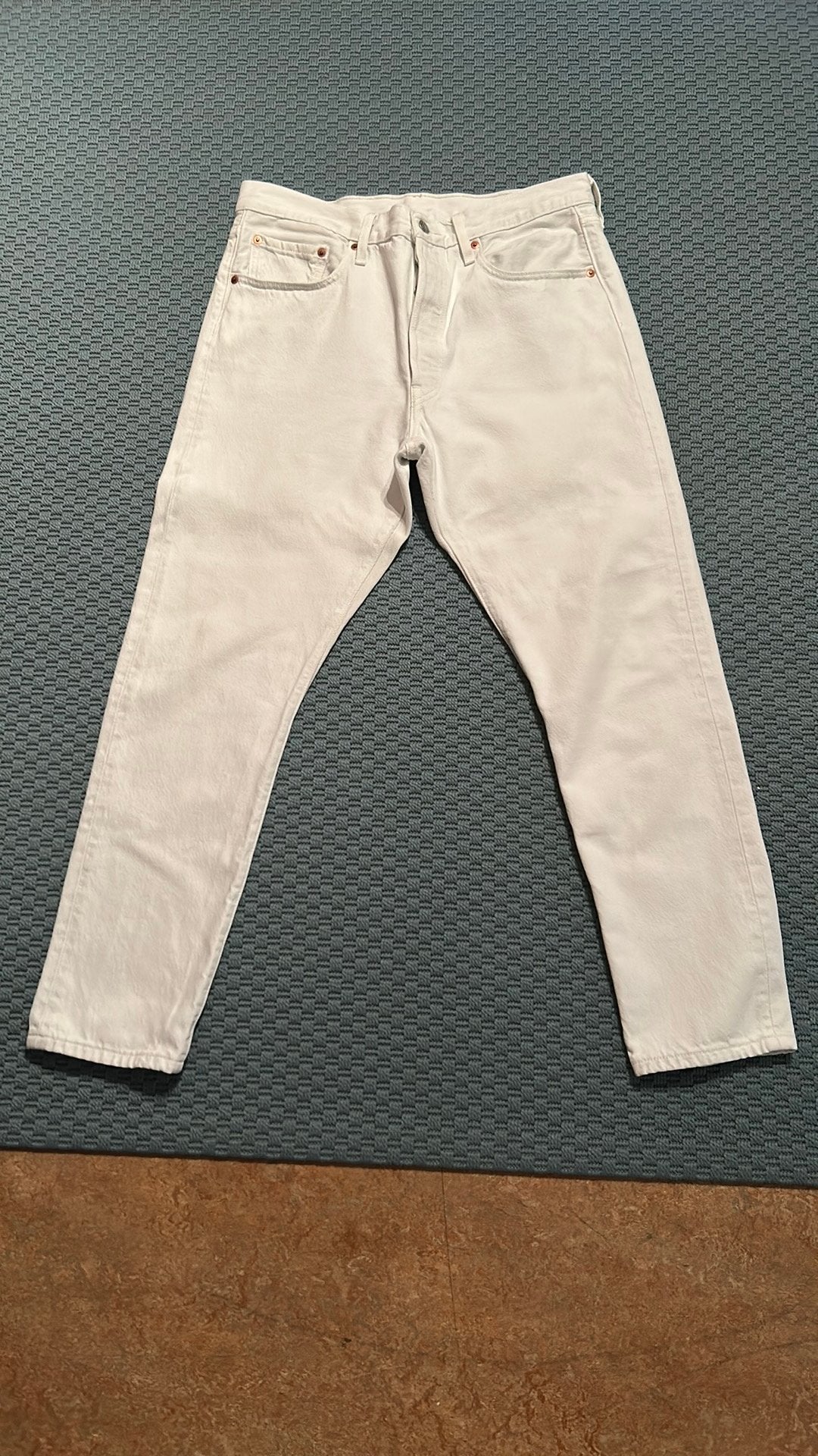 Witte levi’s jeans 501, Wit, Maat 42/44 (L), Ophalen of Verzenden, Zo goed als nieuw