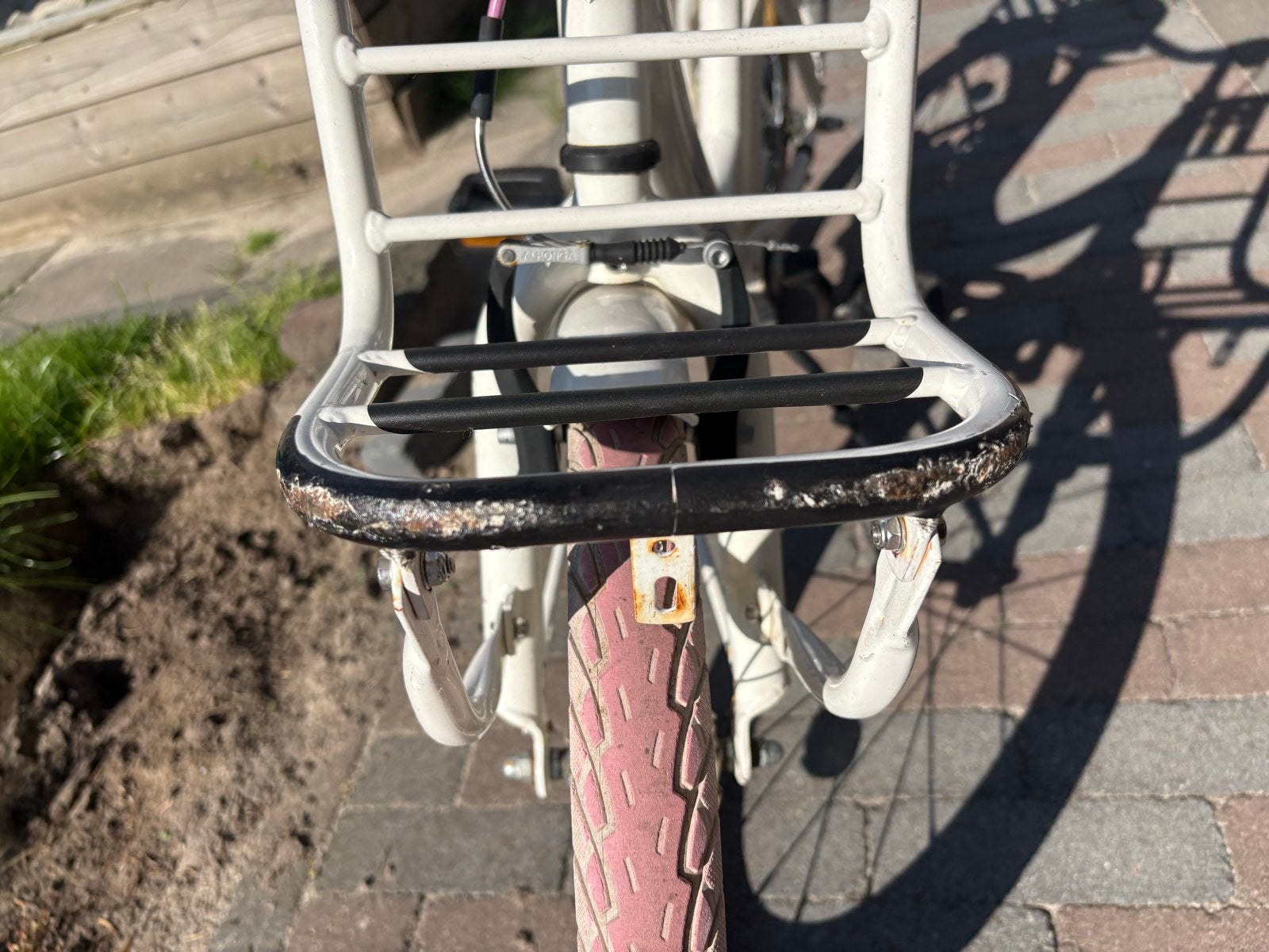 Alpina Clubb 18 inch meisjesfiets met roze details, Fietsen en Brommers, Fietsen | Kinderfietsjes, Ophalen, Gebruikt, Terugtraprem