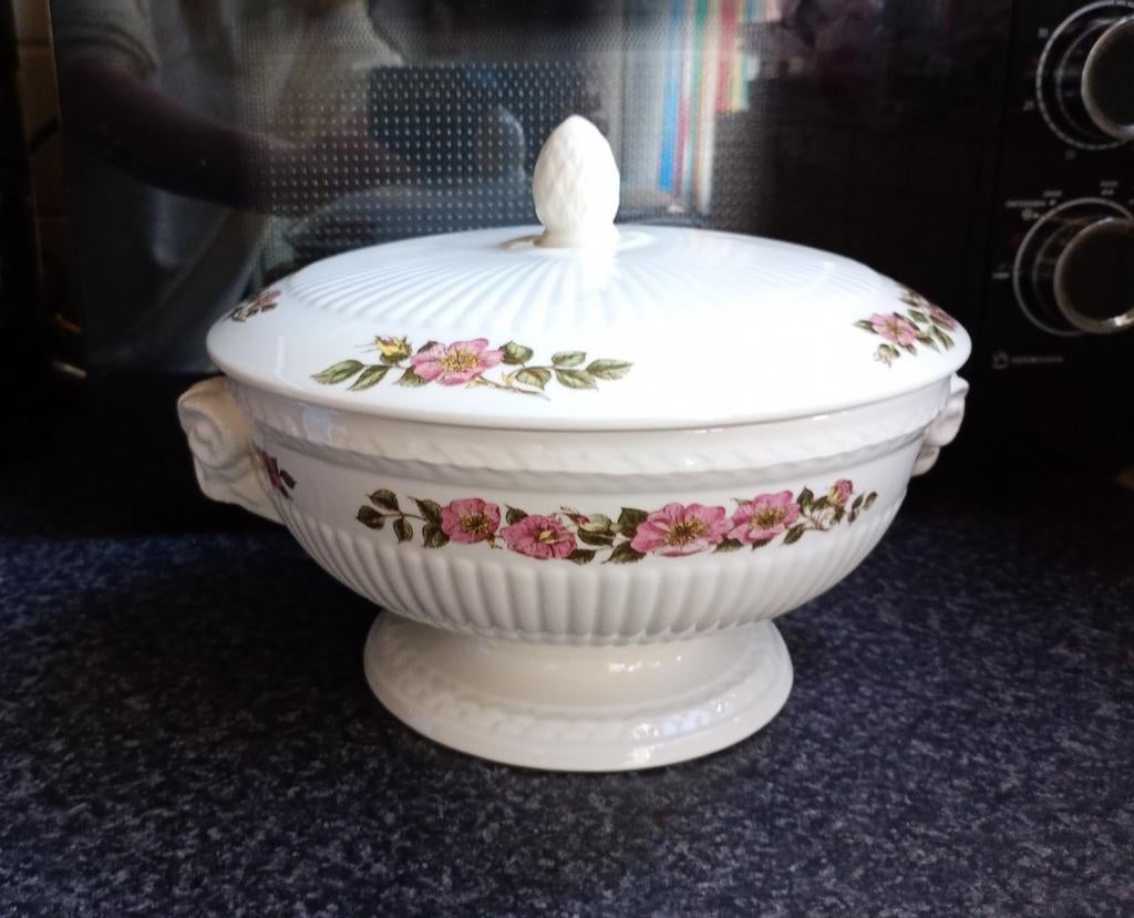 Wedgwood Briar Rose schaal, Ophalen of Verzenden