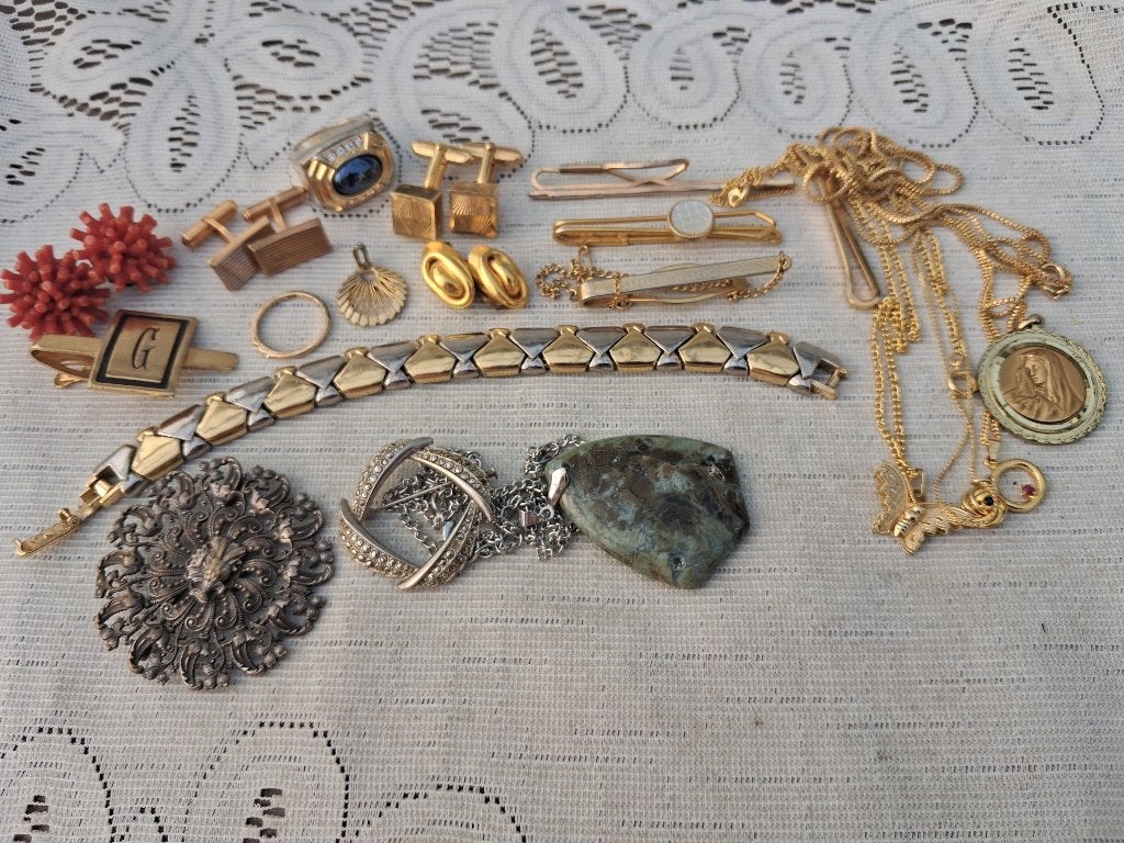Lot vintage sieraden, Verzenden, Overige materialen