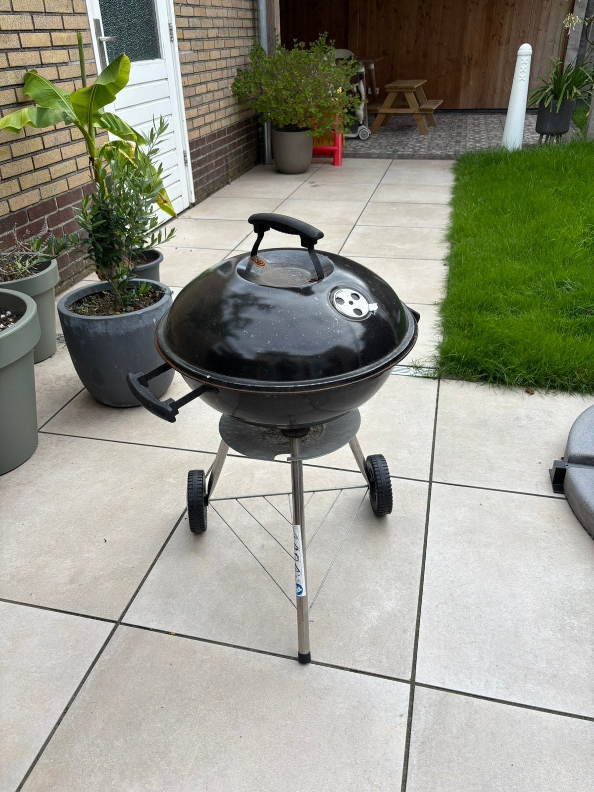 BARBECUE, Tuin en Terras, Houtskoolbarbecues, Ophalen, Gebruikt