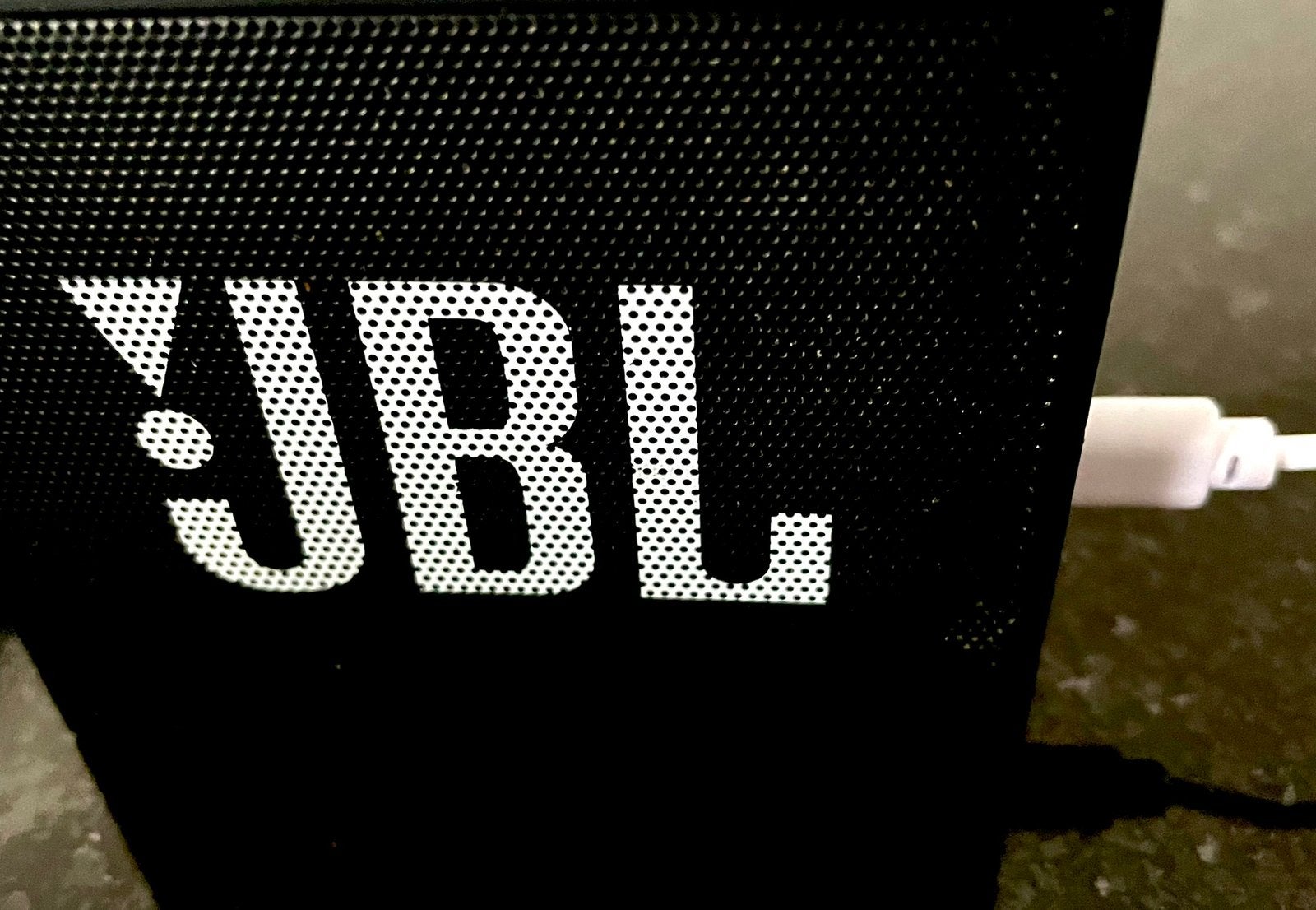 Kleine JBL draagbare speaker, Ophalen of Verzenden, Zo goed als nieuw