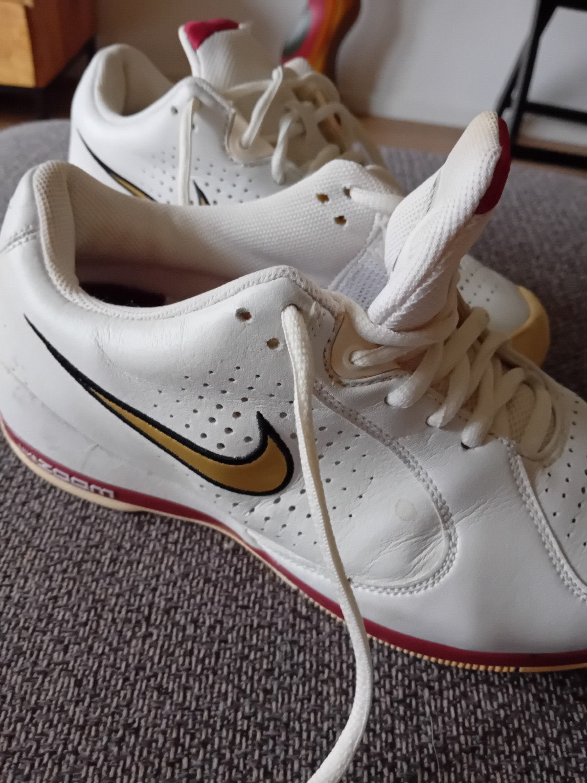 Nike Zoom sneakers - Maat 39- Wit met gouden details, Wit, Nike, Ophalen of Verzenden, Sneakers of Gympen