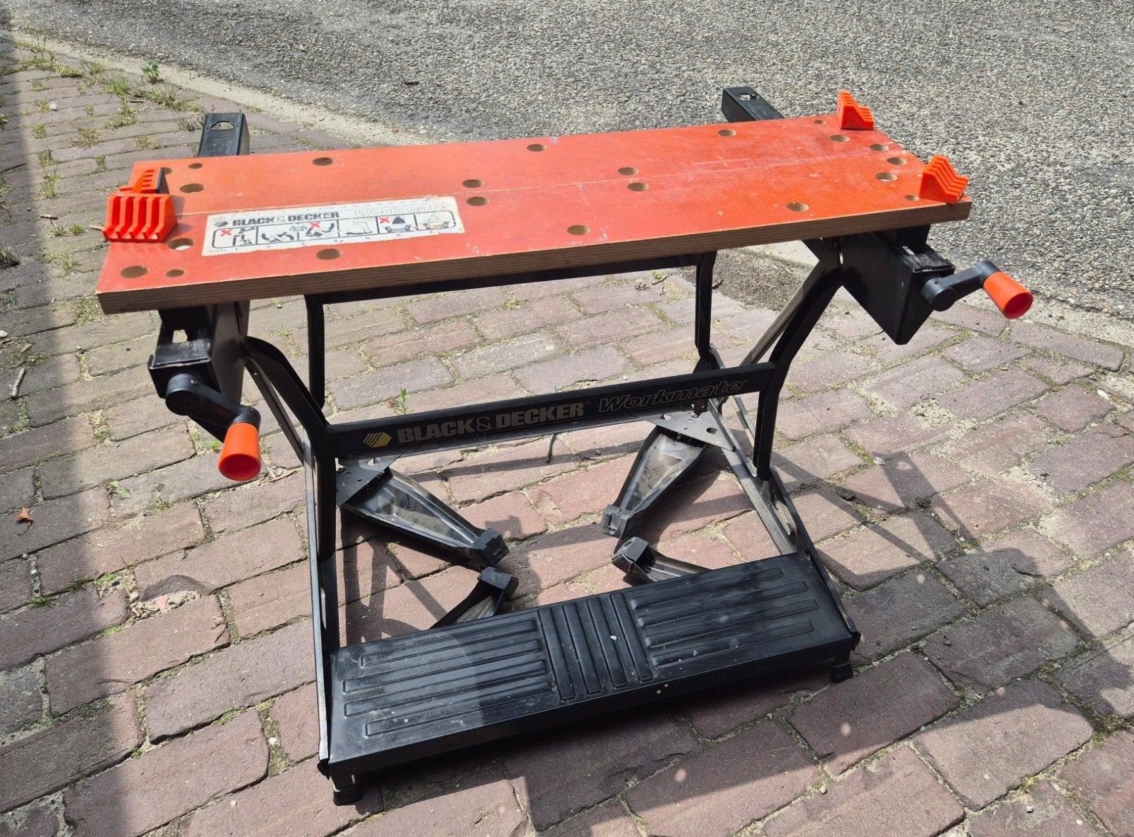 Black & Decker Workmate * inklapbare werkbank, Doe-het-zelf en Verbouw, Ophalen, Gebruikt, 70 tot 120 cm, Bankschroef
