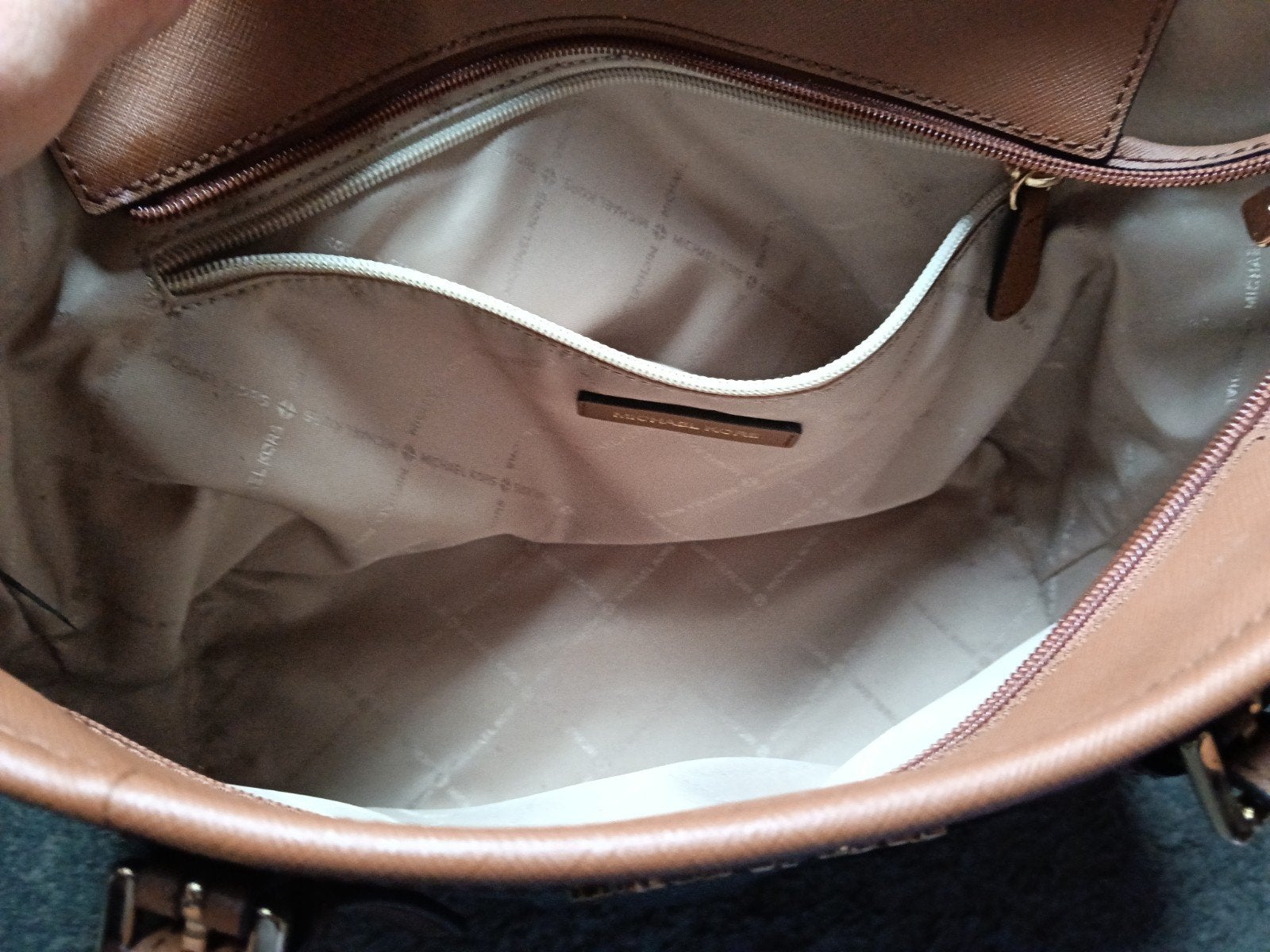 Michael Kors Jet Set Travel Tote Tas Bruin, Ophalen of Verzenden, Zo goed als nieuw, Bruin, Shopper