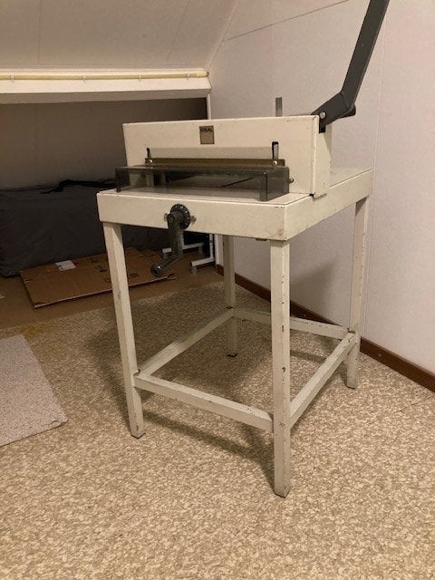 Papiersnijmachine, Ophalen, Gebruikt