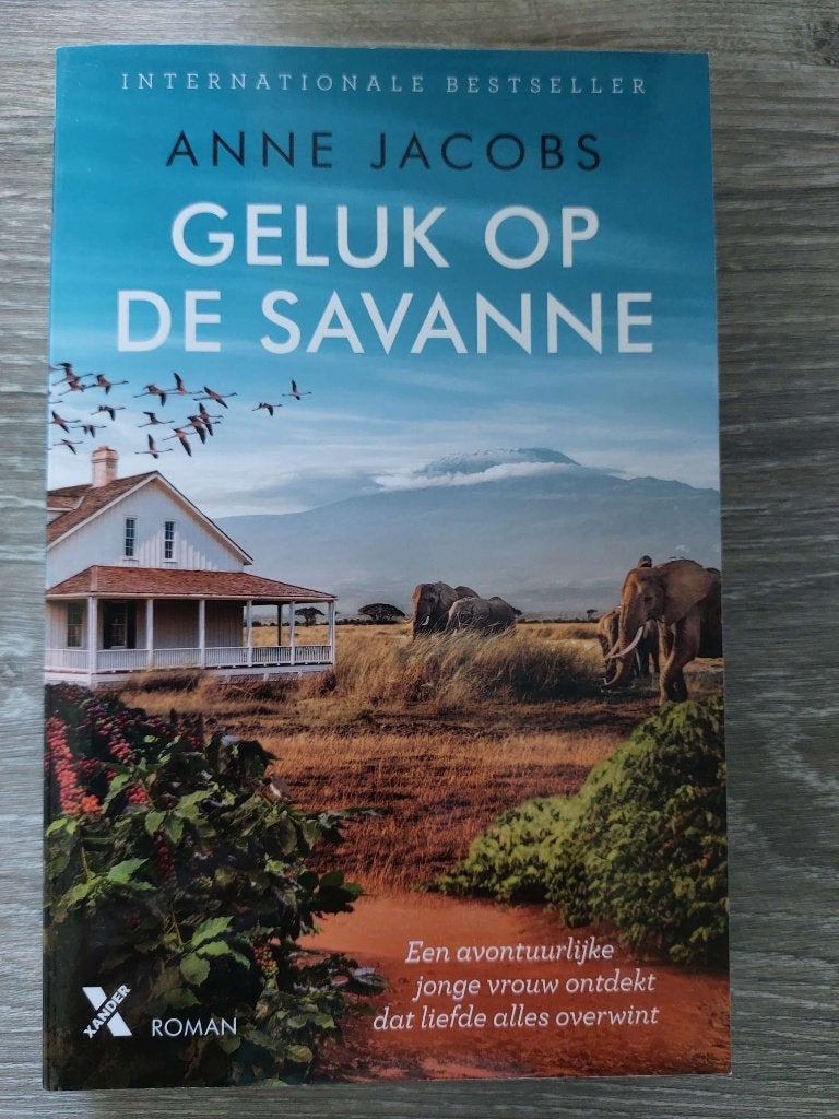 Anne Jacobs - Geluk op de Savanne - 2025, Ophalen of Verzenden, Zo goed als nieuw, Anne Jacobs