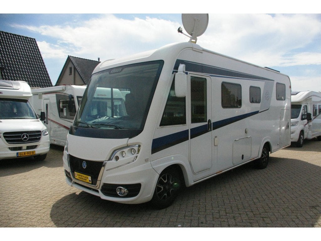 Knaus Sky I 700 LEG Automaat, Enkele bedden, Hefbed., Luifel, Ringverwarming, Fiat, Airbags