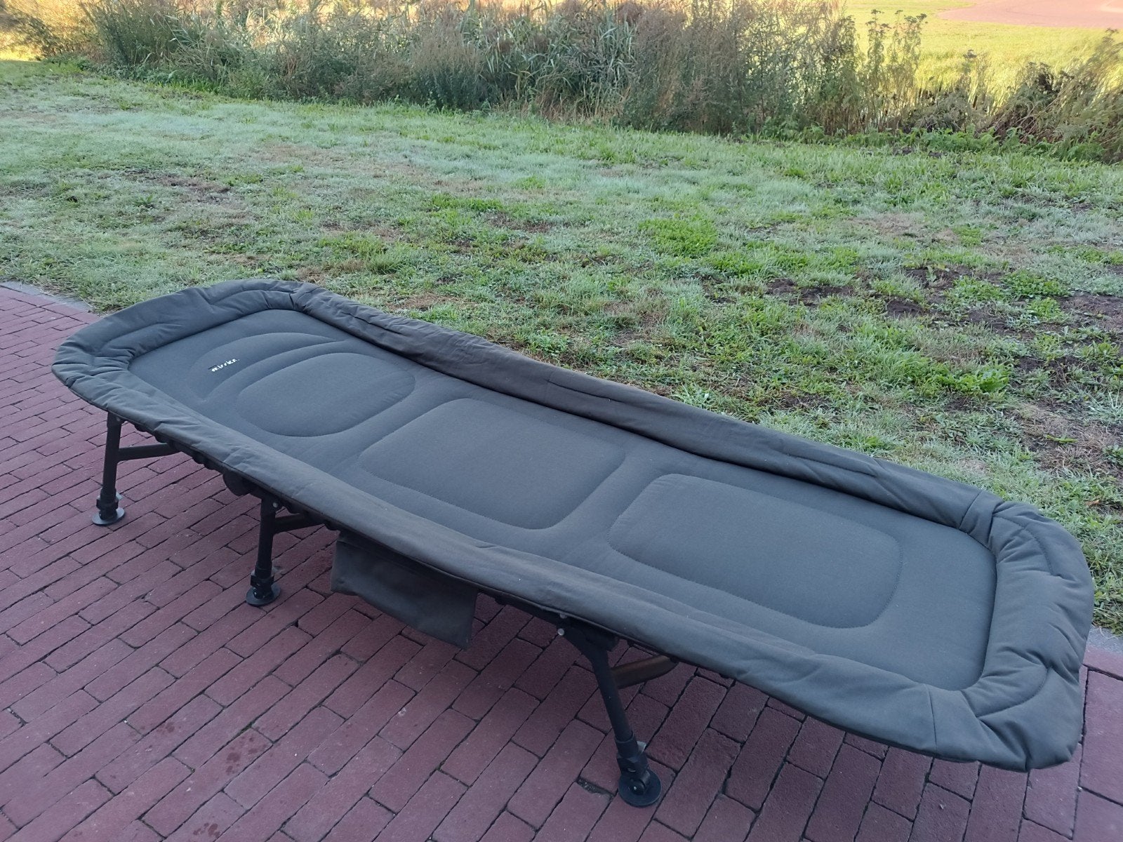 Karper stretcher / bedchair (Daiwa), Watersport en Boten, Ophalen, Zo goed als nieuw