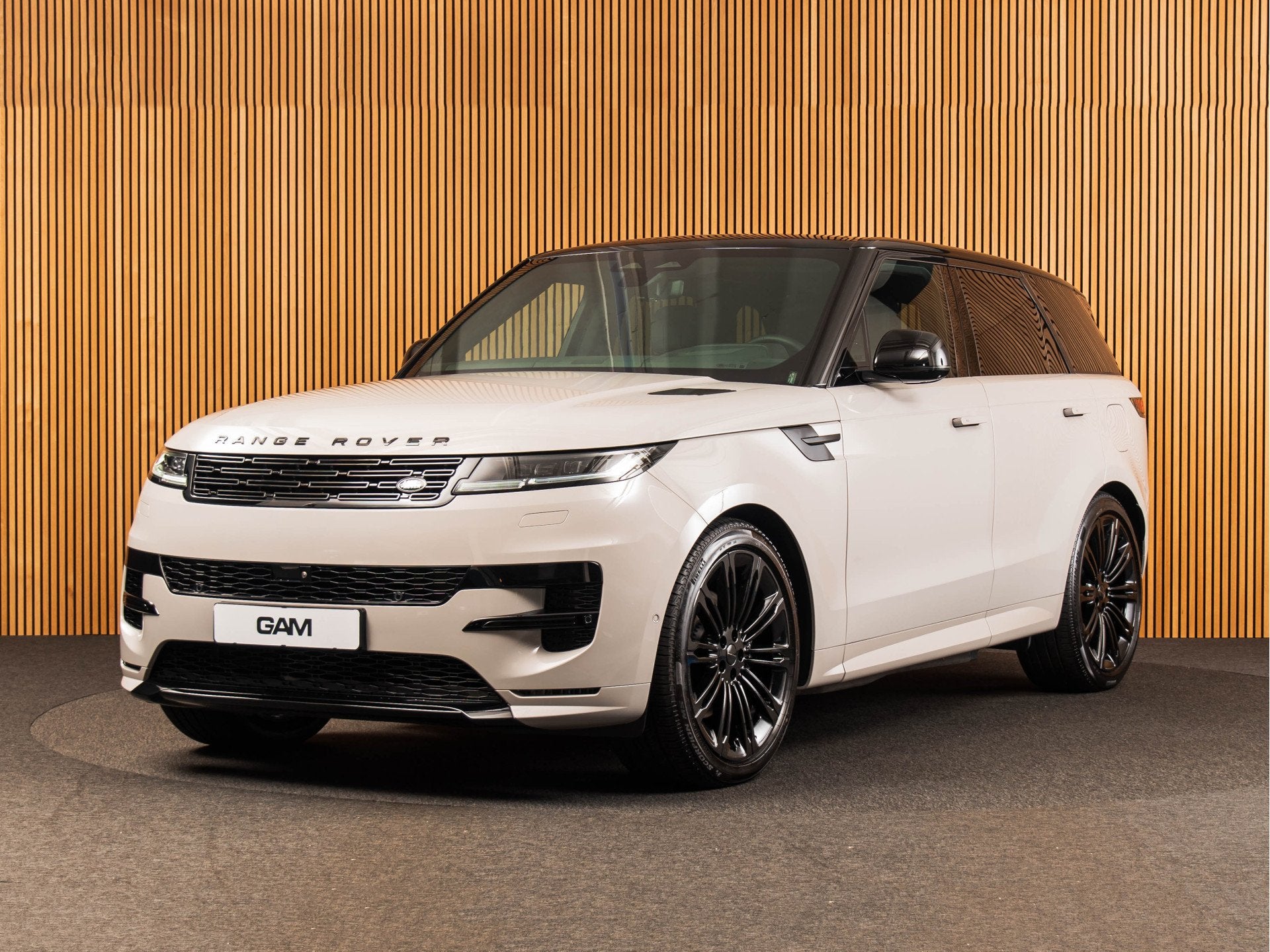 Land Rover Range Rover Sport 3.0 P460e Dynamic HSE MERIDIAN, Automaat, Zwart, 2996 cc, Bedrijf