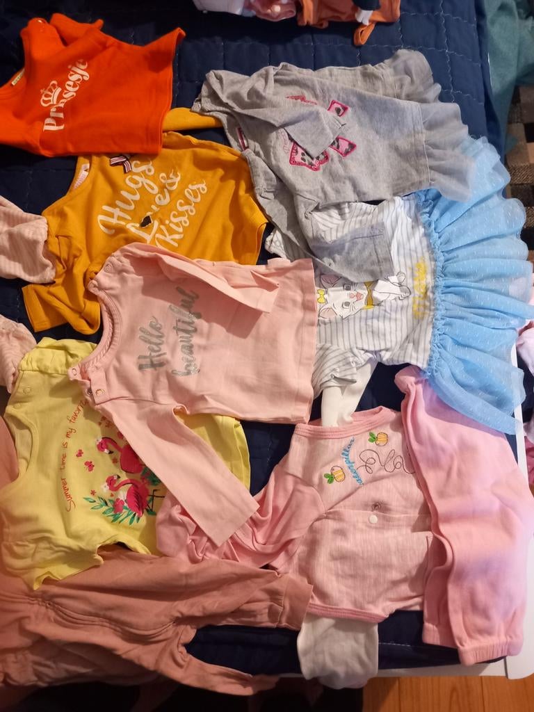 Grote partij meisjeskleding - van 56 t/m 80 bijna gratis, Kinderen en Baby's, Babykleding | Overige, Ophalen of Verzenden, Zo goed als nieuw