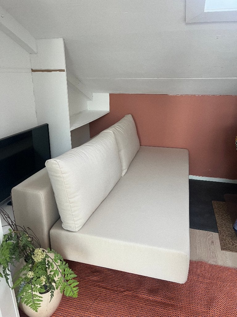 Slaapbank (anytime Anne) – compacte slaapbank, Ophalen, Beige, Tweepersoons, Zo goed als nieuw
