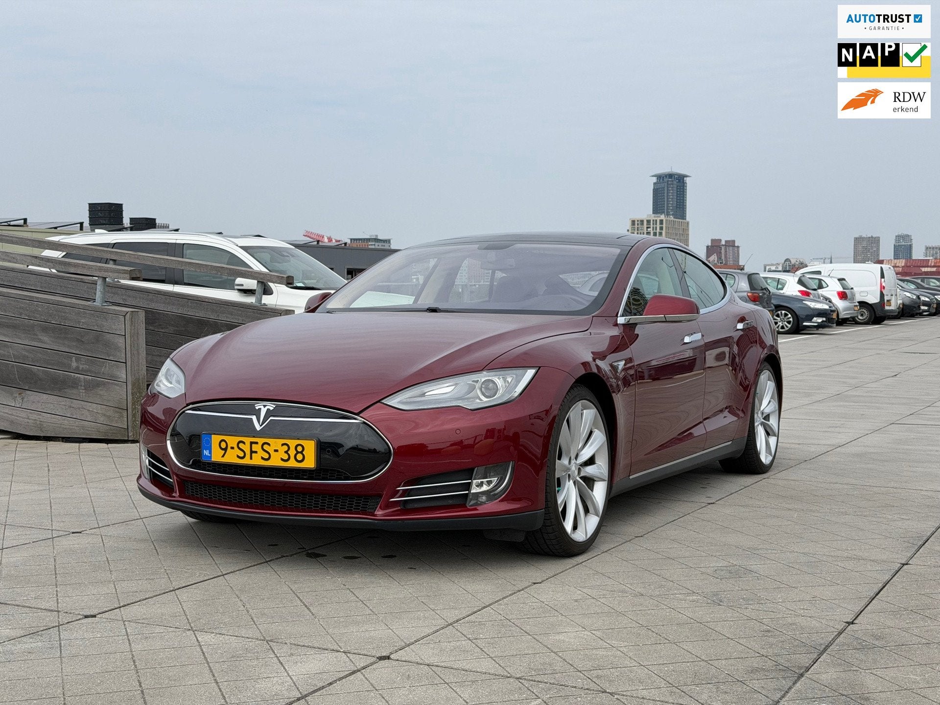 Tesla Model S P85 Performance Signature met Levenslang Free, Auto's, Tesla, Dealer onderhouden, Achterwielaandrijving, Gebruikt
