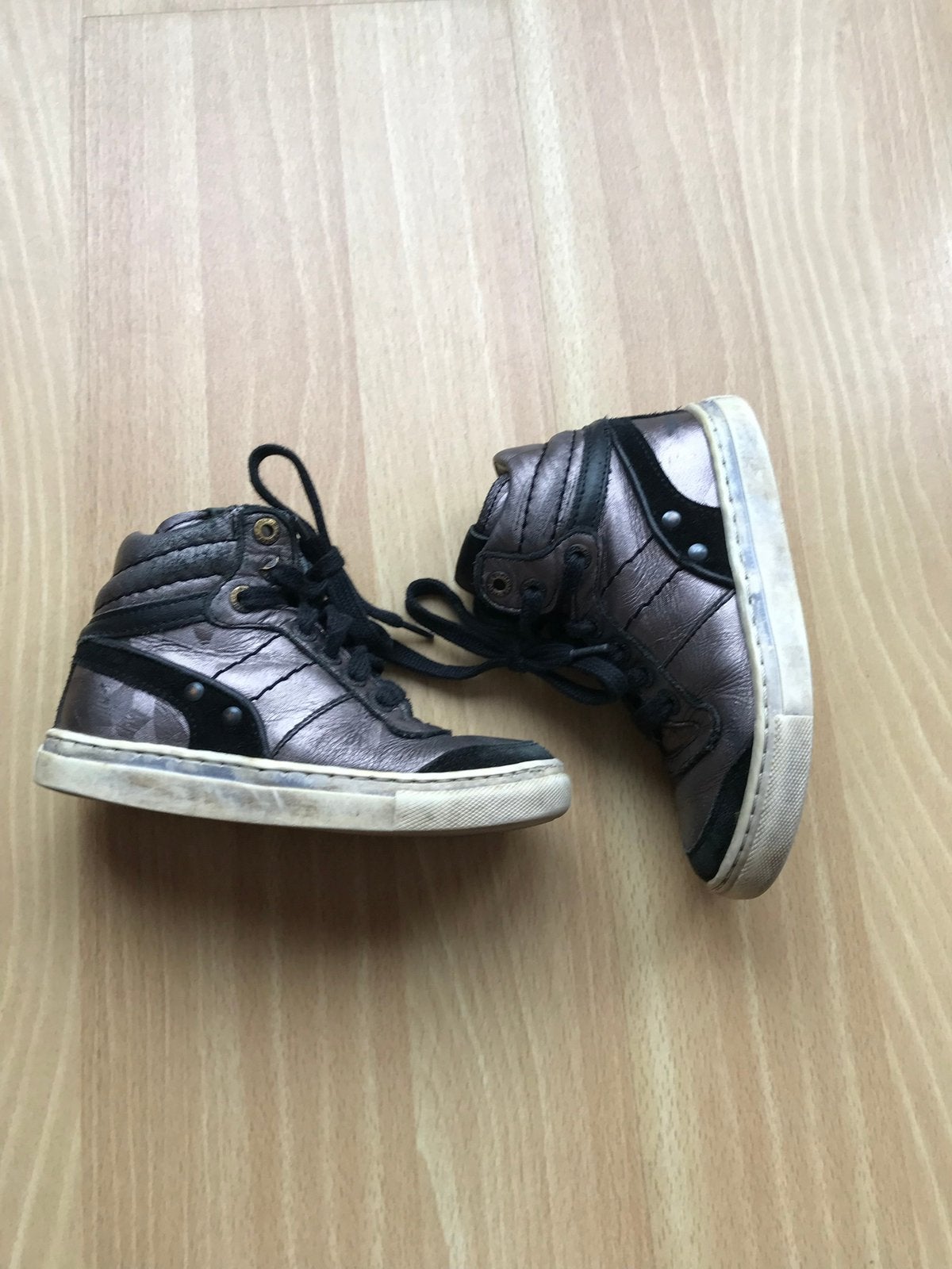 Schoenen meisje maat 27 licht gedragen staat, Ophalen of Verzenden, Zo goed als nieuw, Meisje