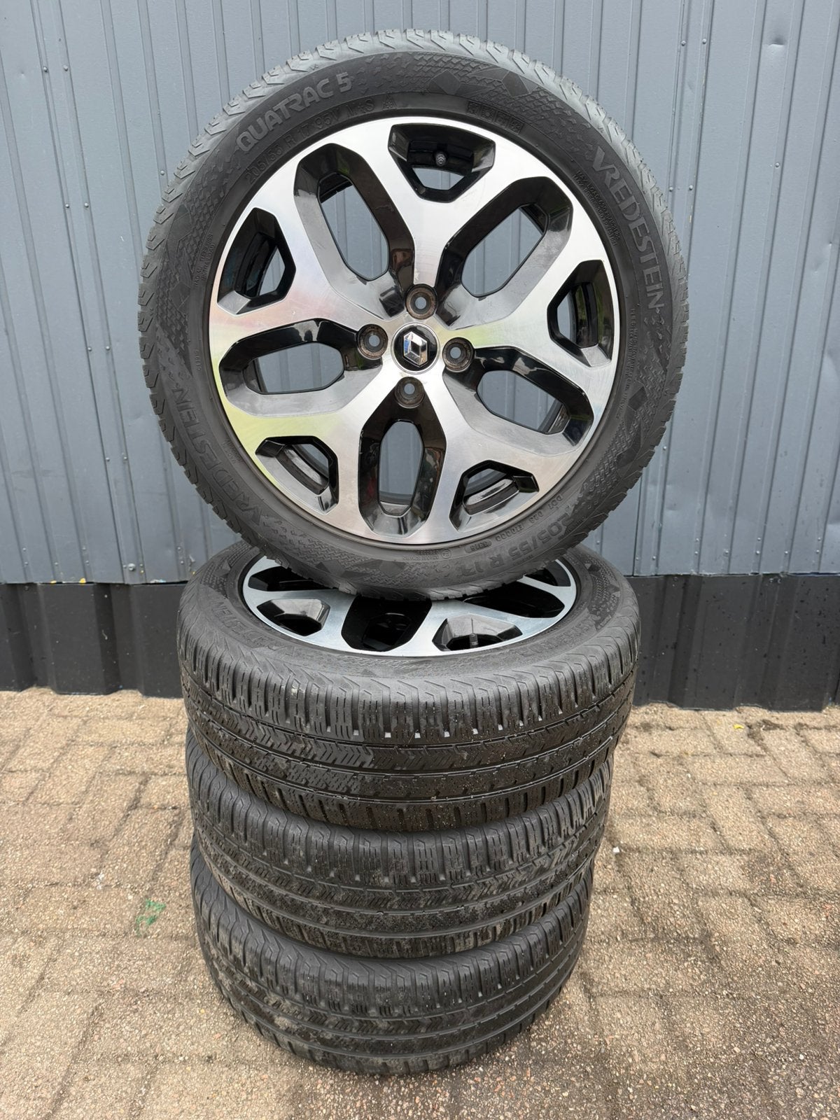 Set wielen renault captur 205/55/17 vredestein all season, Ophalen, 17 inch, 205 mm, All Season