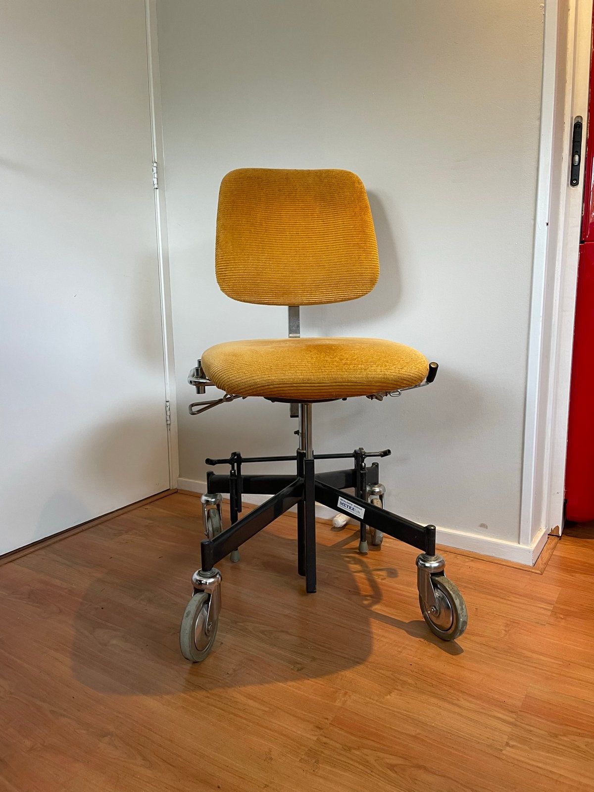 Vintage Bureaustoel - Ergonomisch & Comfortabel, Ophalen, Gebruikt, Geel, Bureaustoel