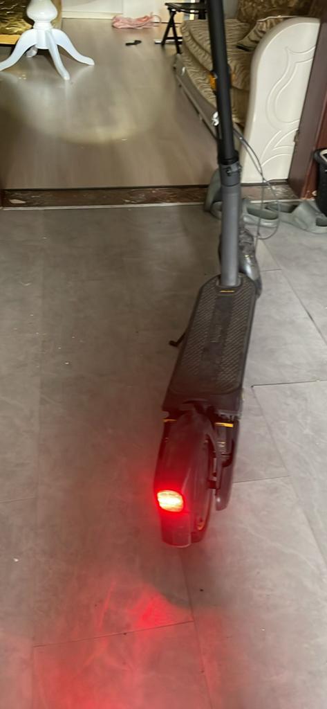 Ninebot max g2, Fietsen en Brommers, Steps, Ophalen, Elektrische step (E-scooter)