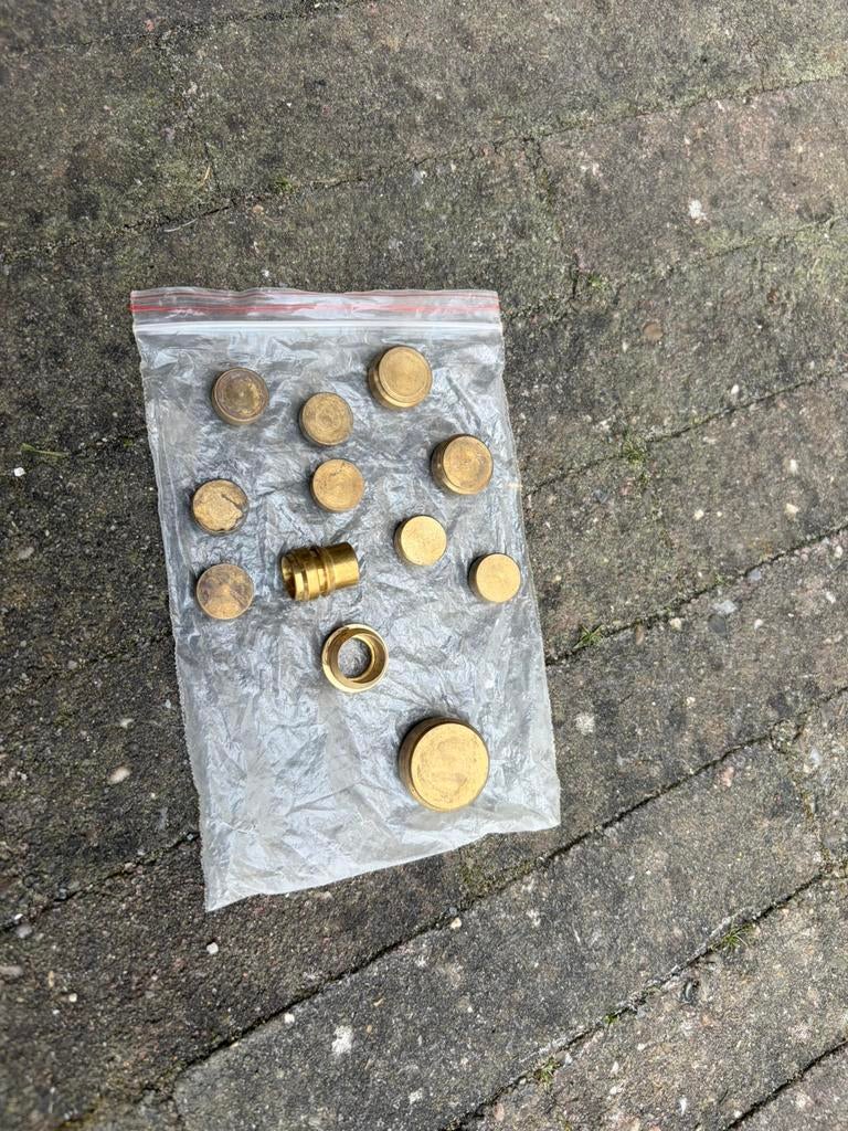 Blinddoppen en kappen vsh knelkoppelingen, Ophalen of Verzenden
