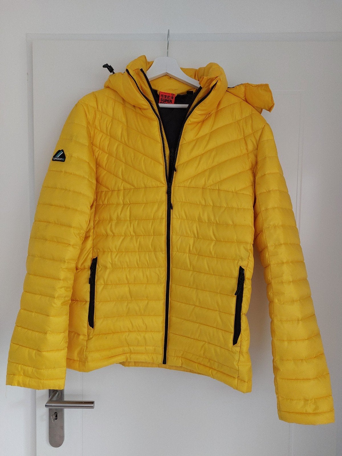 Superdry Geel Gewatteerd Jack - Maat L, Kleding | Heren, Ophalen of Verzenden, Zo goed als nieuw, Geel