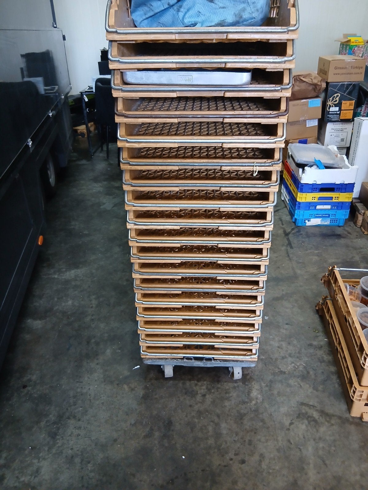 Broodrekken en kratten voor bakkerij, Doe-het-zelf en Verbouw, Kratten en Dozen, Ophalen of Verzenden, Gebruikt