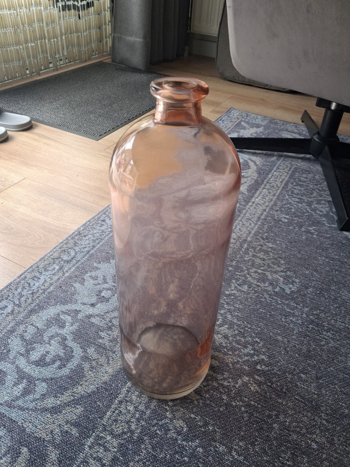 Roze fles, Huis en Inrichting, Woonaccessoires | Vazen, Ophalen, Zo goed als nieuw, Overige kleuren, Glas