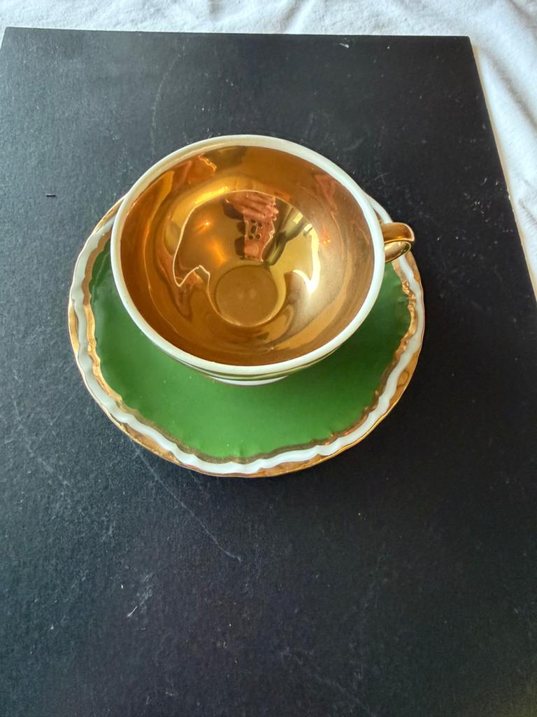 Vintage Thun Porseleinen Kop en Schotel - Groen/Goud, Ophalen of Verzenden
